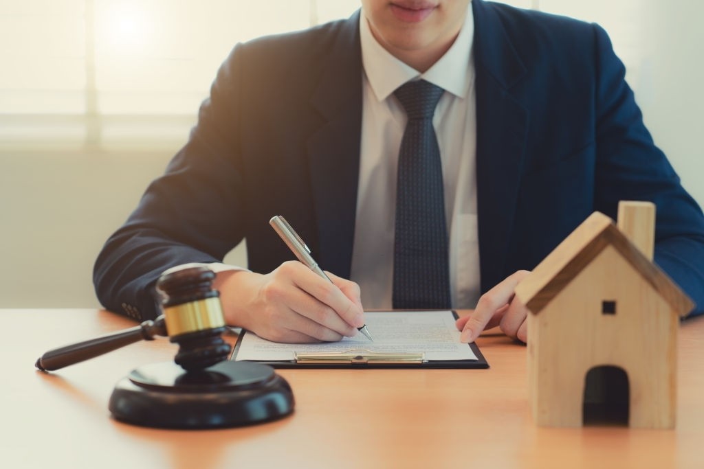 Irs Estate Tax Liens: Helpful Or Harmful?