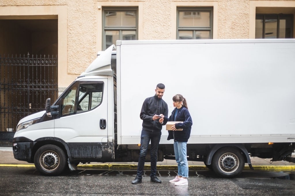 Moving Truck Driver Allowed To Estimate Contract Expense Deduction